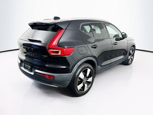 Used 2019 Volvo XC40 T5 Momentum AWD/4WD image 9