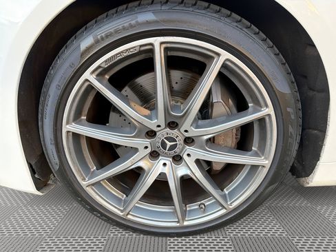Used 2019 Mercedes-Benz S 560 Sedan image 19
