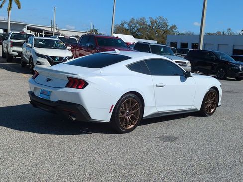 Used 2024 Ford Mustang Premium image 5
