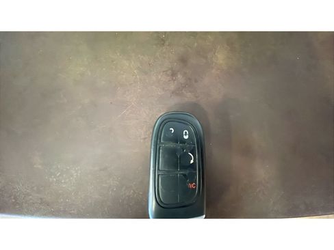 Used 2018 RAM 1500 Laramie w/ Convenience Group AWD/4WD image 19