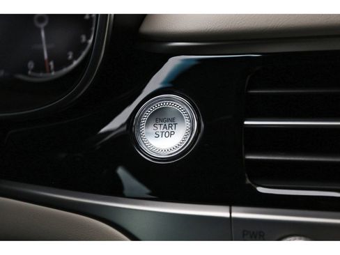 Used 2026 Genesis G70 2.5T RWD image 28