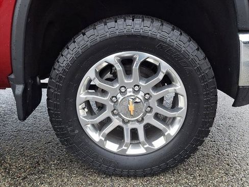 Used 2025 Chevrolet Silverado 2500 LTZ w/ LTZ Convenience Package AWD/4WD image 8