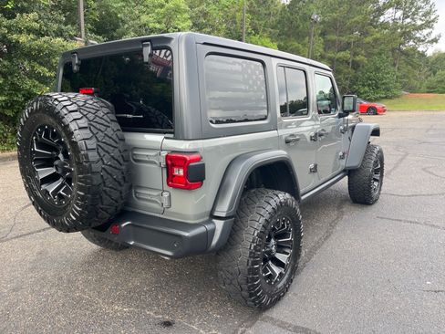 Used 2018 Jeep Wrangler Unlimited Rubicon AWD/4WD image 17