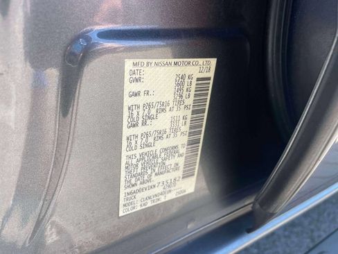 Used 2019 Nissan Frontier PRO-4X AWD/4WD image 18