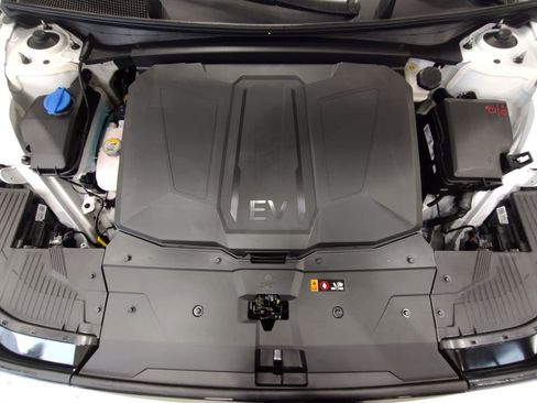New 2026 Hyundai Ioniq 5 SEL AWD/4WD image 7
