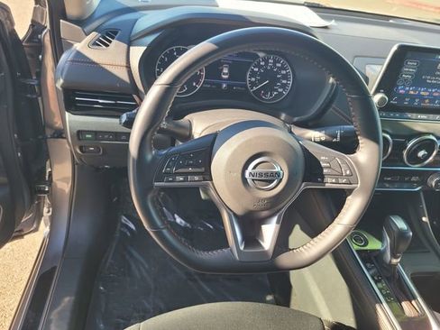 Used 2022 Nissan Sentra SR image 30