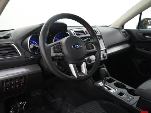 Used 2017 Subaru Outback 2.5i Premium AWD/4WD image 24