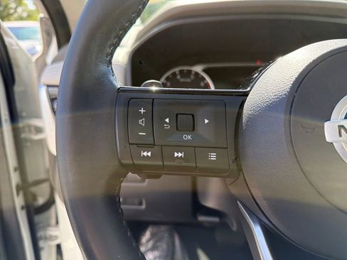 Certified 2021 Nissan Rogue SV w/ Premium Package image 22