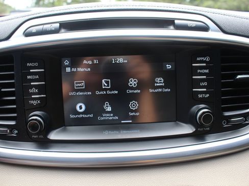 Used 2018 Kia Sorento EX w/ EX Advanced Touring Package FWD image 31