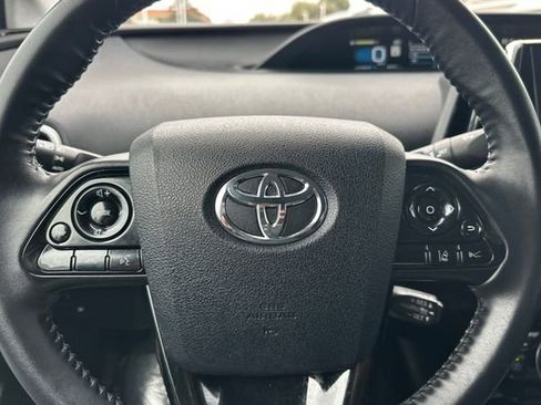 Used 2021 Toyota Prius Prime XLE image 30