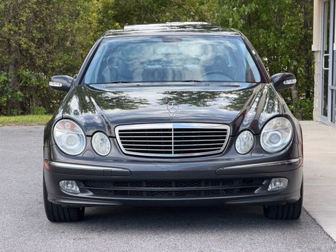 Used 2003 Mercedes-Benz E 500 Sedan image 6