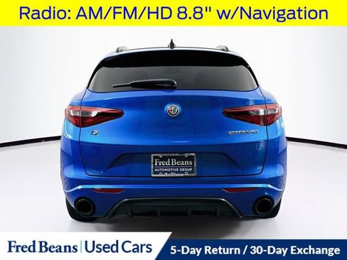 Used 2022 Alfa Romeo Stelvio Veloce AWD/4WD image 8