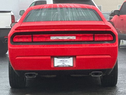 Used 2009 Dodge Challenger R/T image 5