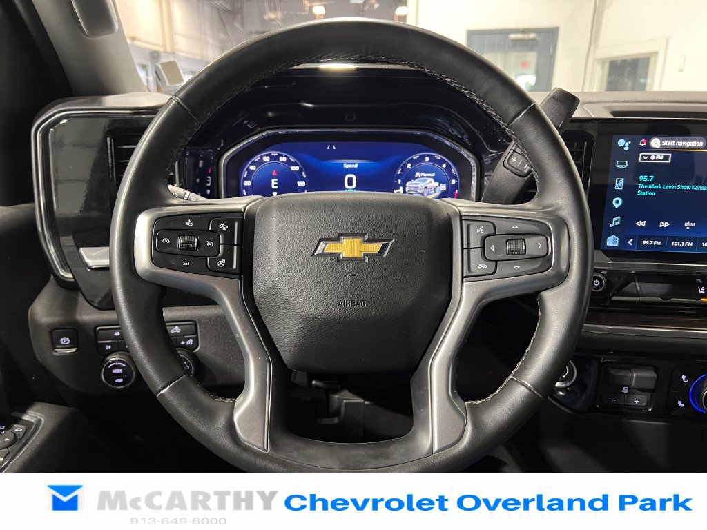 Used 2025 Chevrolet Silverado 2500 LT w/ Convenience Package AWD/4WD image 13