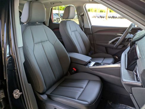 New 2025 Audi Q5 Premium Plus image 10