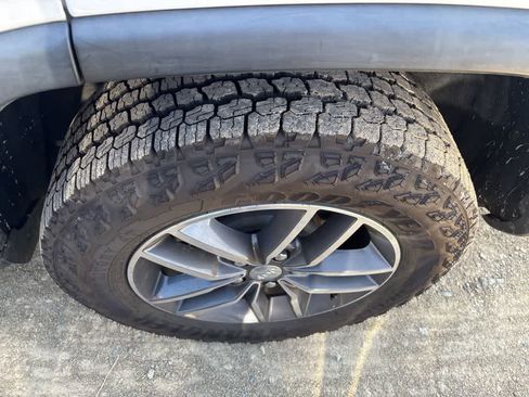 Certified 2017 Jeep Grand Cherokee Limited image 7