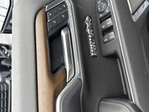 New 2026 Chevrolet Silverado 1500 High Country image 18
