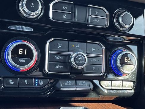 Used 2024 GMC Yukon Denali Ultimate w/ LPO, Floor Liner Package image 49