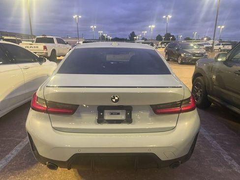 Used 2025 BMW 330i xDrive Sedan w/ M Sport Package AWD/4WD image 7
