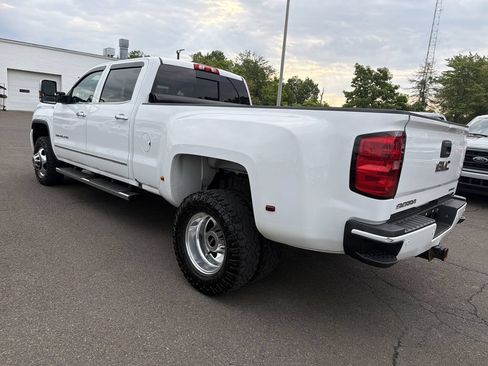 Used 2019 GMC Sierra 3500 Denali w/ Duramax Plus Package AWD/4WD image 3