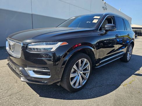 Used 2023 Volvo XC90 B6 Plus AWD/4WD image 4