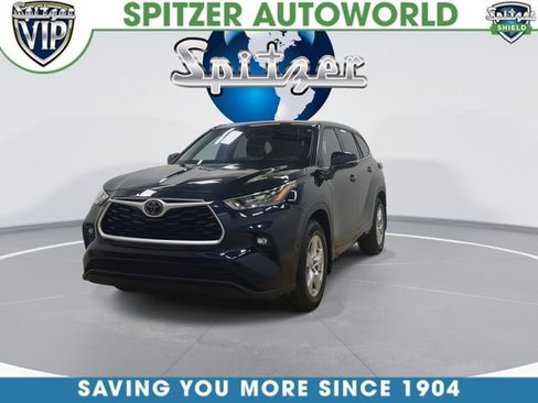 Used 2020 Toyota Highlander LE AWD/4WD image 4