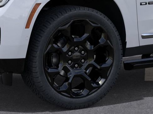 New 2026 GMC Yukon XL Denali w/ Denali Reserve Package AWD/4WD image 10