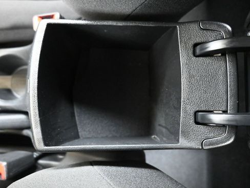 Certified 2023 Hyundai Venue SE image 34