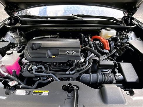 Used 2024 Toyota Crown image 27