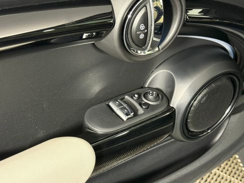 Certified 2024 MINI Cooper SE image 24