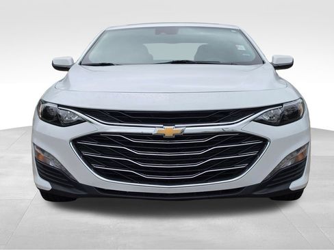 Used 2024 Chevrolet Malibu LT FWD image 3