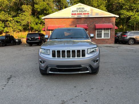 Used 2015 Jeep Grand Cherokee Limited w/ Trailer Tow Group IV AWD/4WD image 3