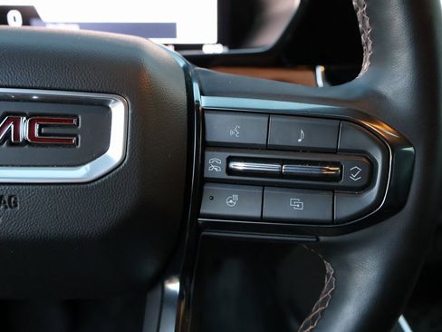 Used 2024 GMC Canyon AT4 w/ AT4 Premium Package image 33