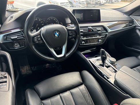 Used 2019 BMW 540i image 22
