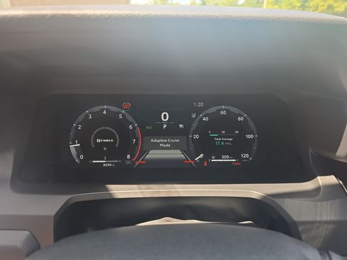 Used 2025 Toyota 4Runner TRD Off-Road Premium w/ Tow Technology Package AWD/4WD image 18