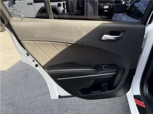 Used 2018 Dodge Charger R/T image 20
