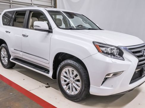 Used 2015 Lexus GX 460 w/ Premium Package AWD/4WD image 5