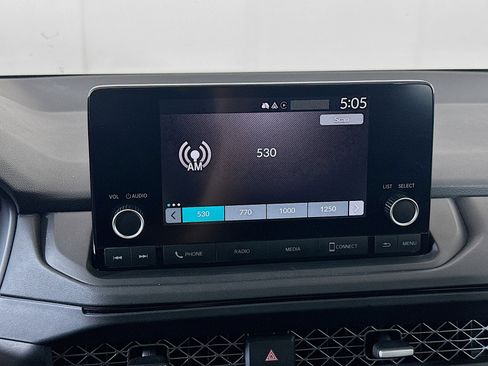 Used 2023 Honda Accord EX image 21