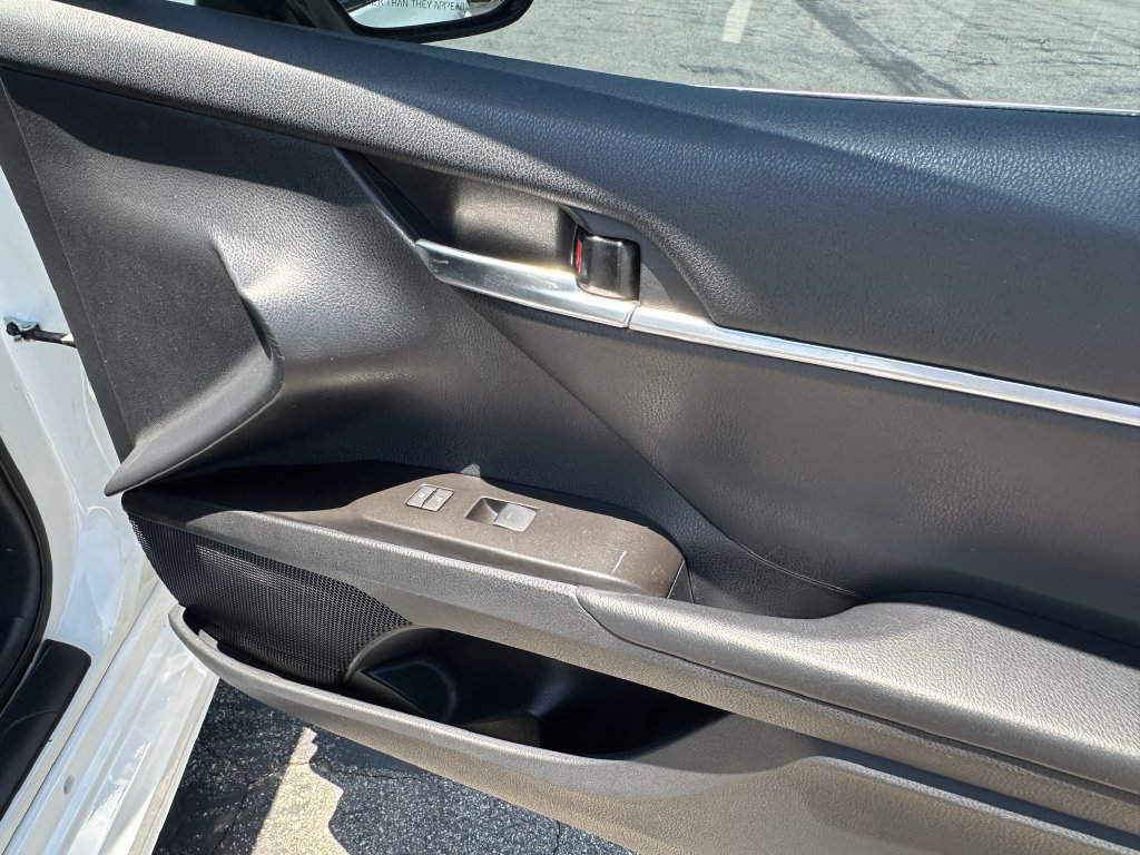 Used 2023 Toyota Camry SE w/ Convenience Package FWD image 20