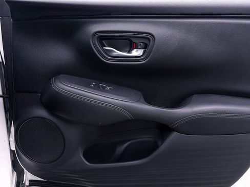 Used 2024 Honda HR-V EX-L image 35