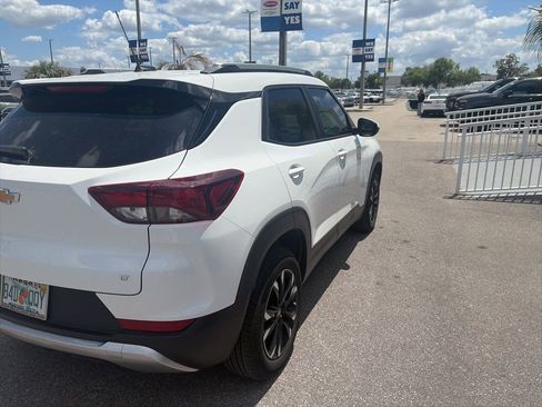 Used 2023 Chevrolet TrailBlazer LT w/ Convenience Package image 5