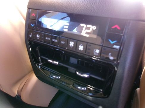 Certified 2025 Jeep Grand Cherokee L Summit image 16