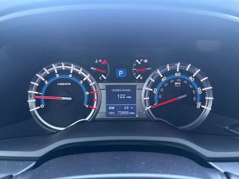 Used 2017 Toyota 4Runner Limited AWD/4WD image 12