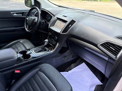 Used 2018 Ford Edge SEL w/ Equipment Group 201A FWD image 11