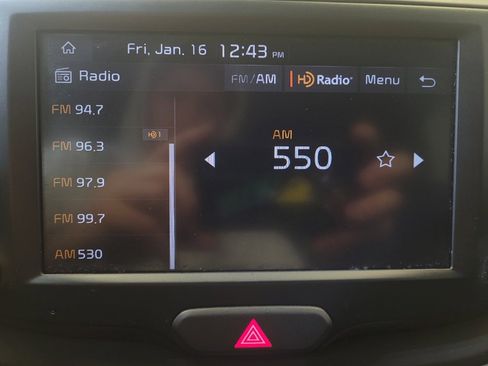 Used 2024 Kia Soul LX w/ Option Group 015 image 25