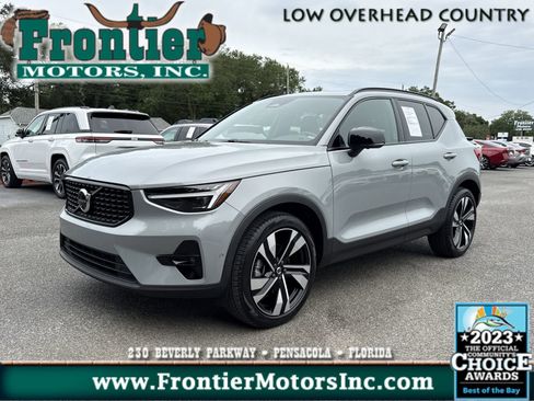 Used 2024 Volvo XC40 B5 Plus w/ Protection Package Premier AWD/4WD image 1