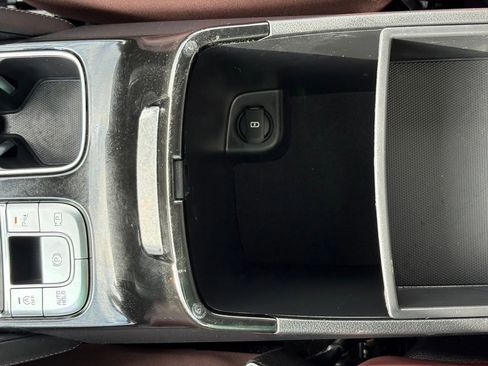 Certified 2023 Kia Telluride SX Prestige image 32