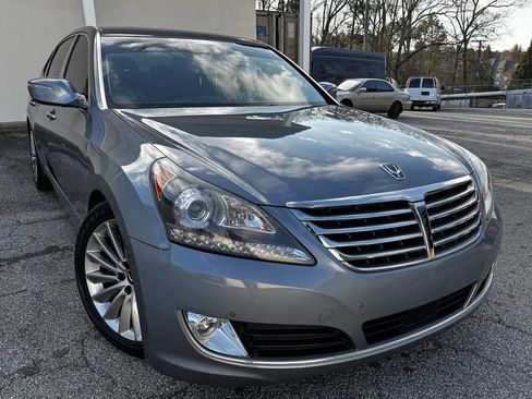 Used 2015 Hyundai Equus Signature image 3