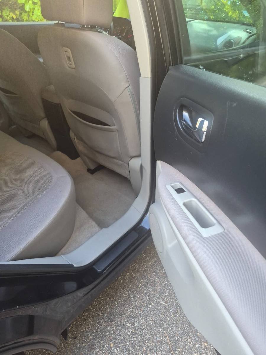 Used 2012 Nissan Rogue S AWD/4WD image 17