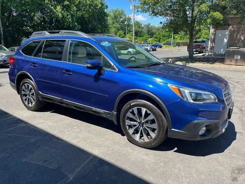 Used 2016 Subaru Outback 3.6R Limited AWD/4WD image 4